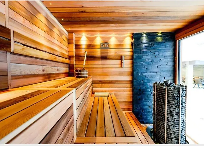 Predela 2 & 200m From Slopes